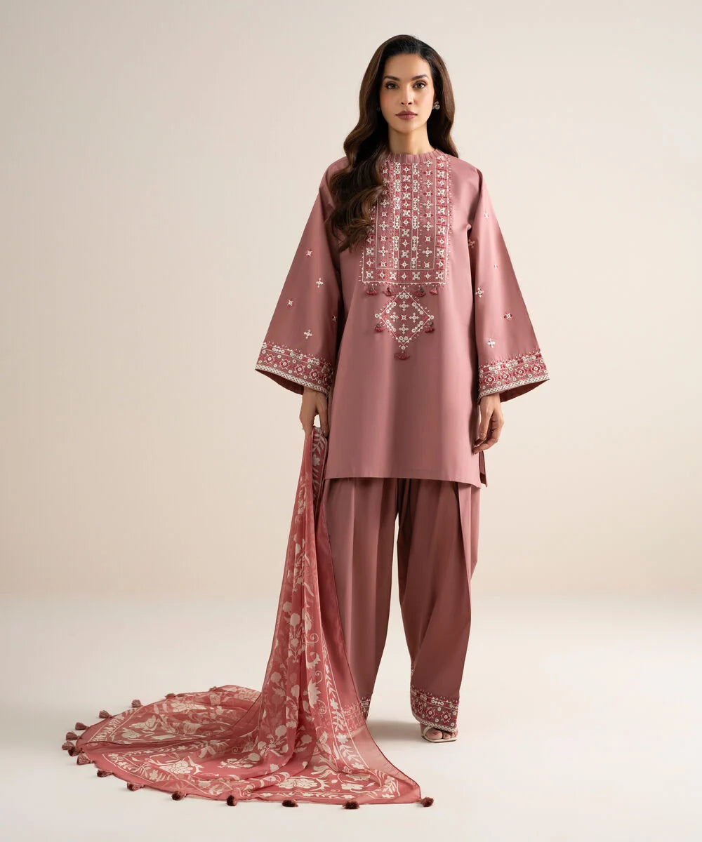3 Piece - Embroidered Lawn Suit