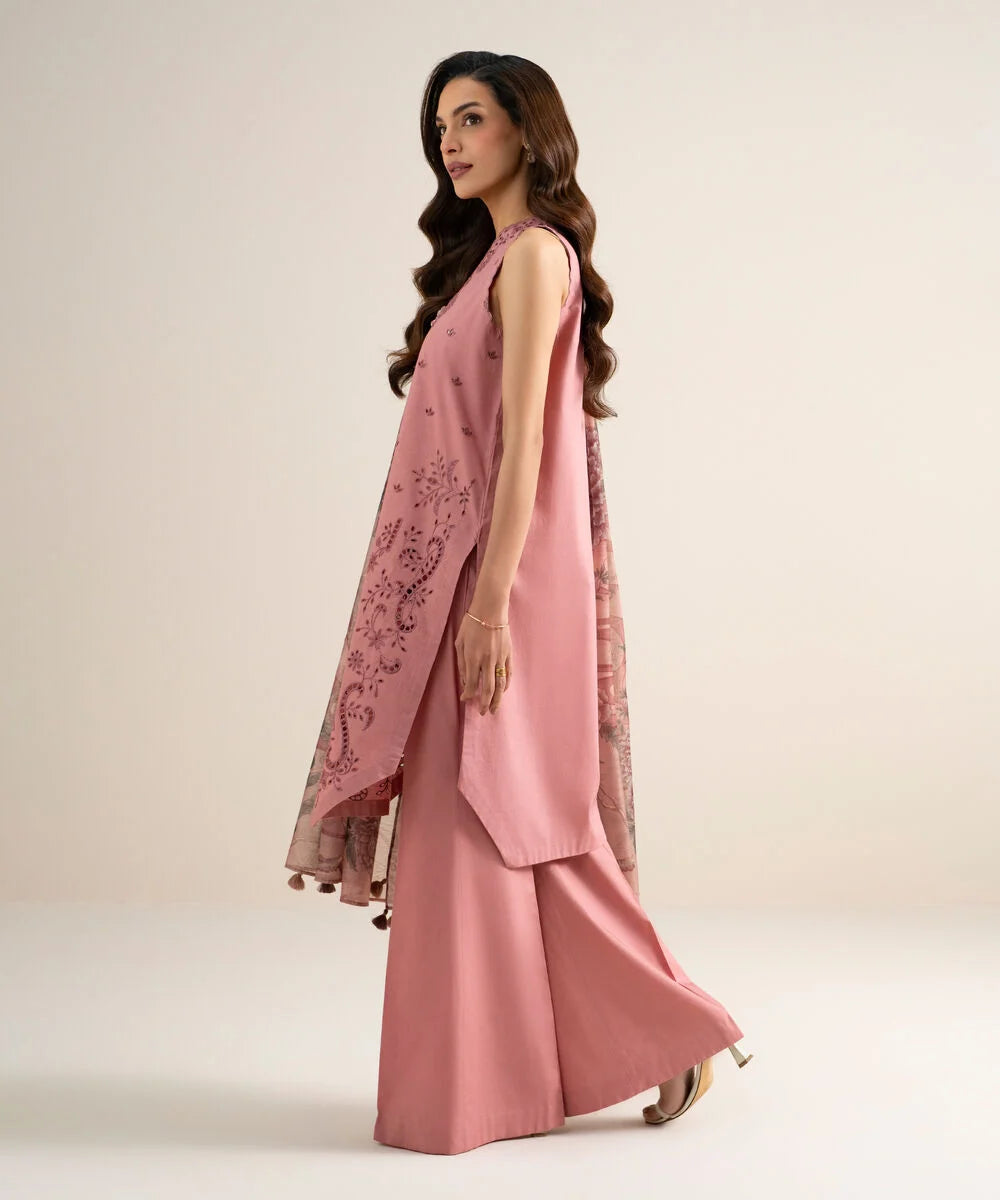 3 Piece - Embroidered Lawn Suit